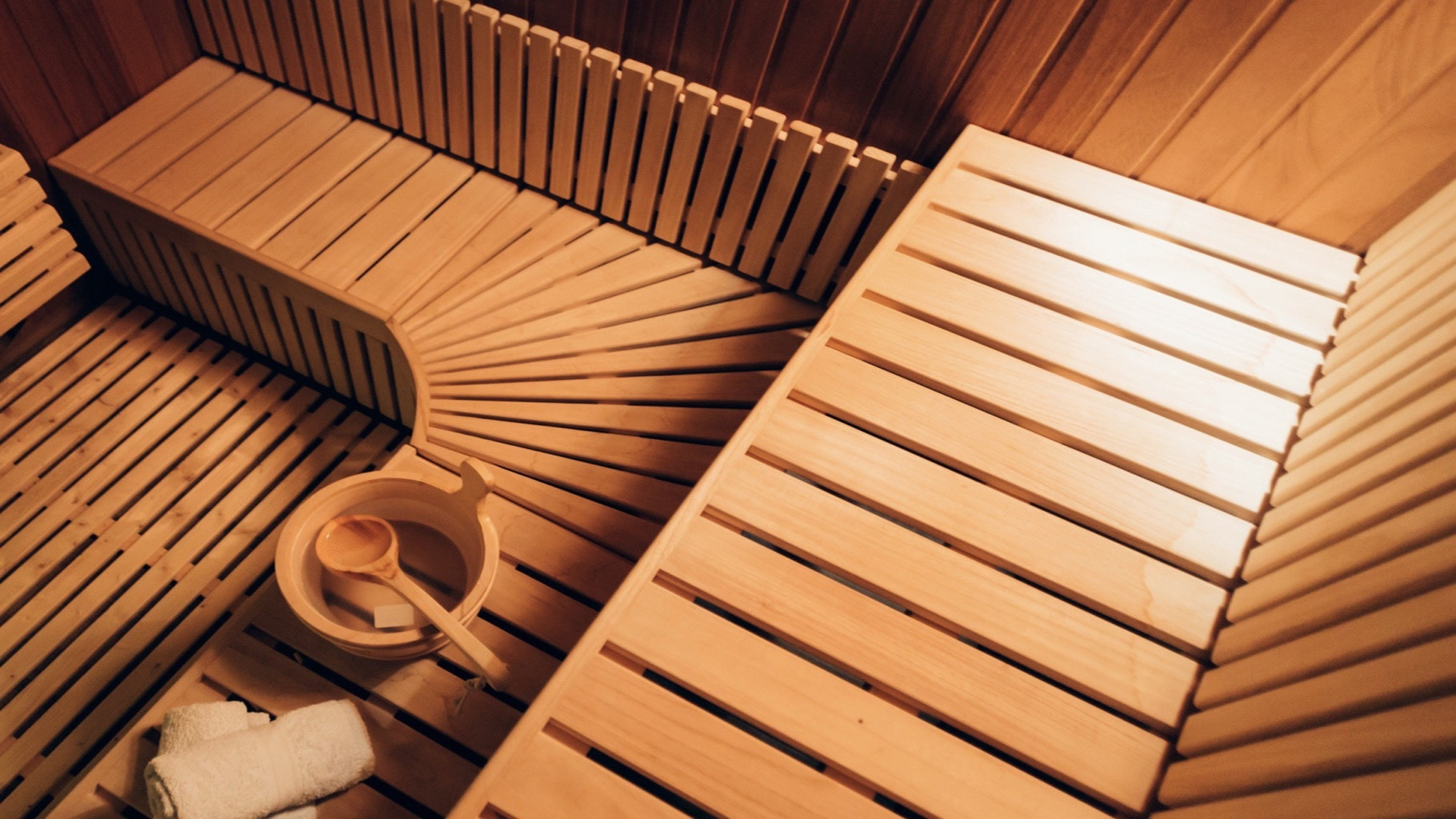 PRODUITS D’ENTRETIEN POUR SAUNA